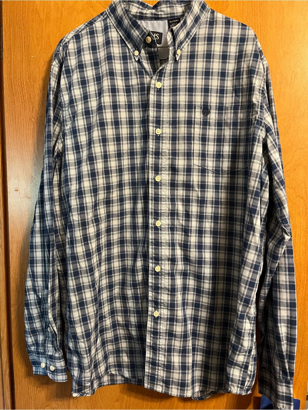 Chaps Men’s Navy and White Plaid Button-Down Shirt